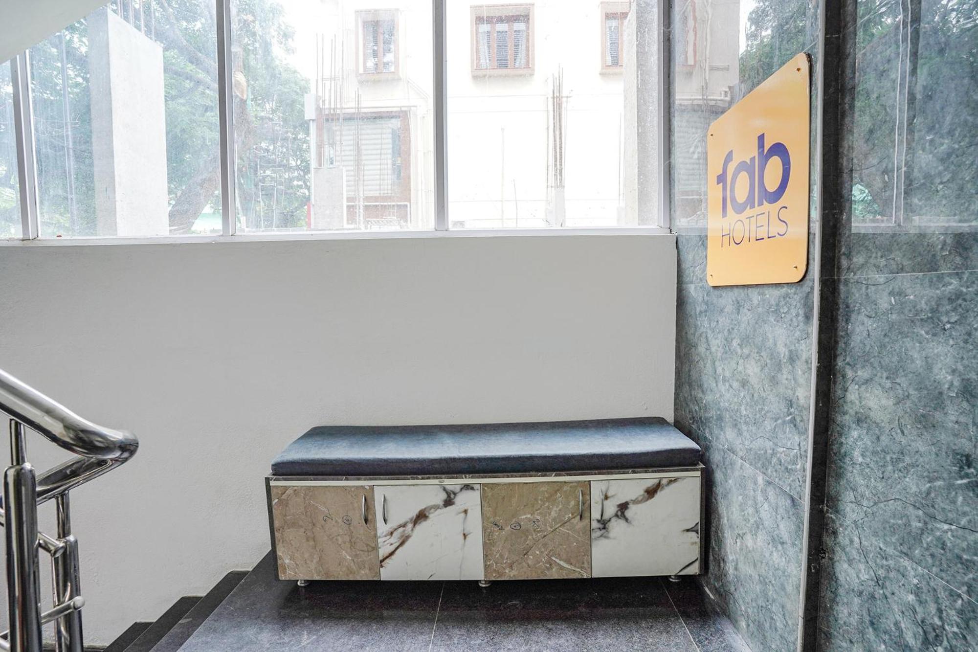Fabhotel Rlv Green Palace - Nr Kengeri Satellite Town Bangalore Dış mekan fotoğraf