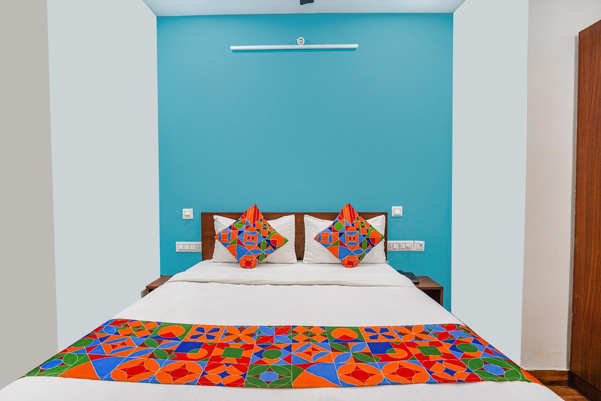 Fabhotel Rlv Green Palace - Nr Kengeri Satellite Town Bangalore Dış mekan fotoğraf