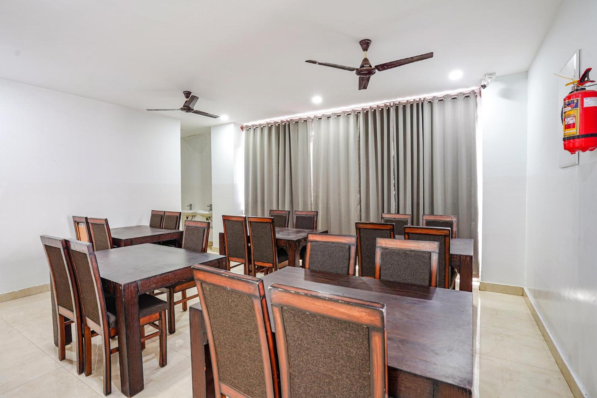 Fabhotel Rlv Green Palace - Nr Kengeri Satellite Town Bangalore Dış mekan fotoğraf