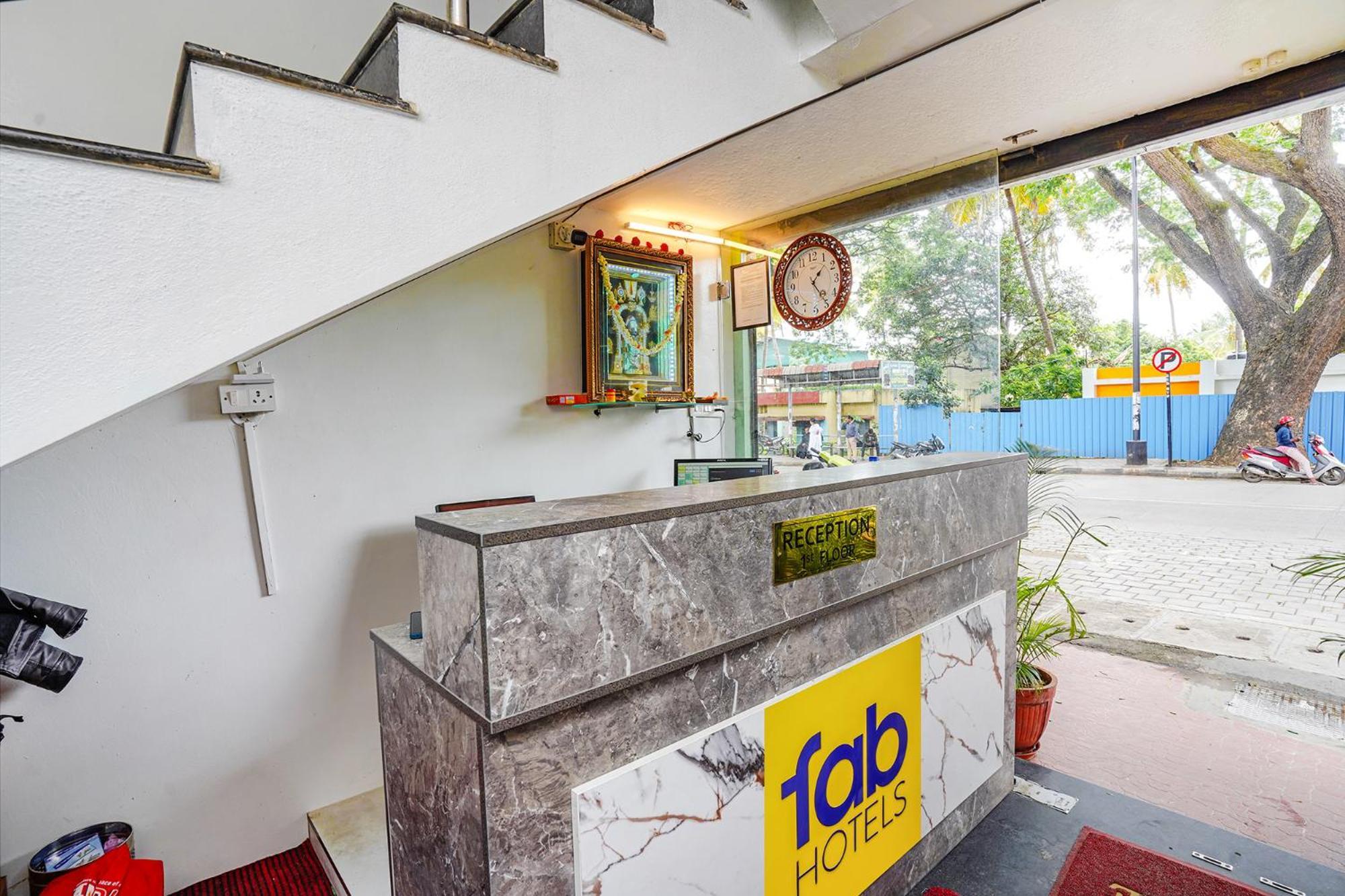 Fabhotel Rlv Green Palace - Nr Kengeri Satellite Town Bangalore Dış mekan fotoğraf